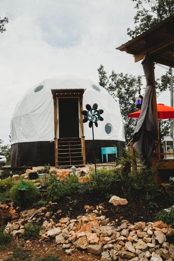 Waterfront Luxury Glamping Dome Hotel Rogersville Екстериор снимка
