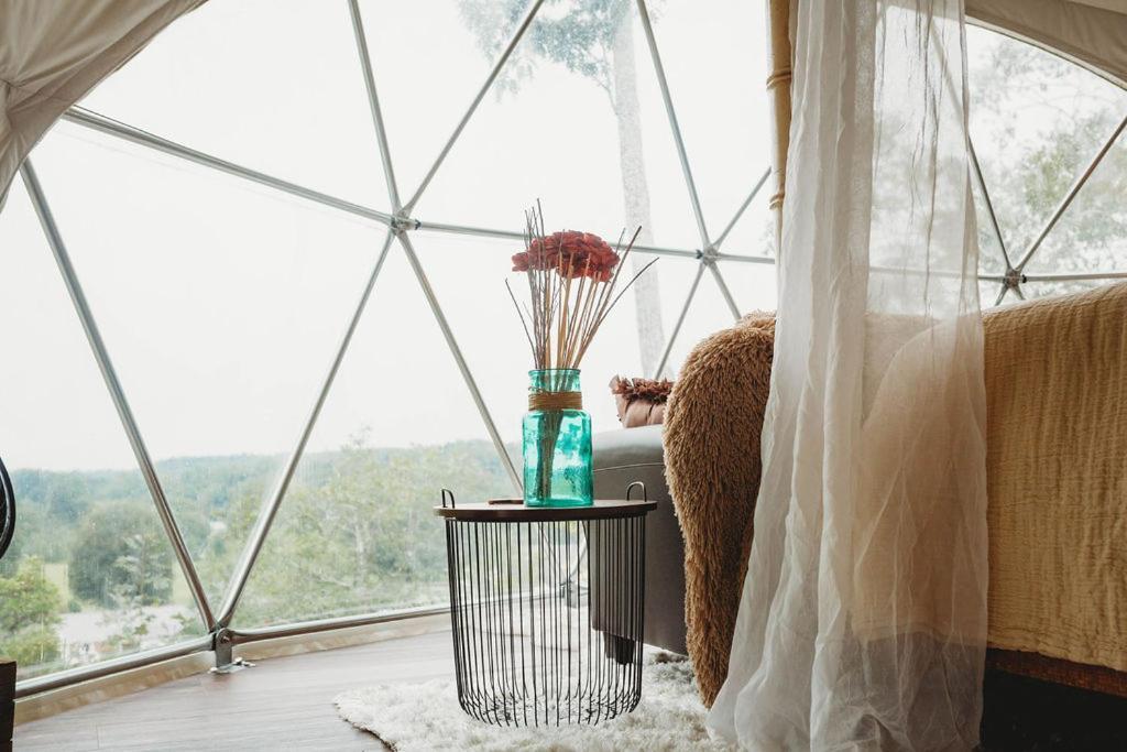 Waterfront Luxury Glamping Dome Hotel Rogersville Екстериор снимка